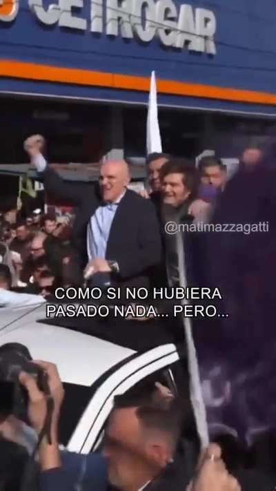 el que no se ríe es menemista: