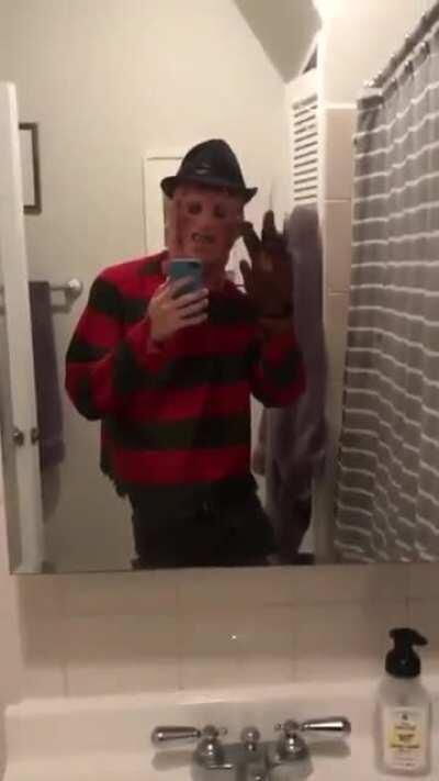 When you find all the survivors on one gen