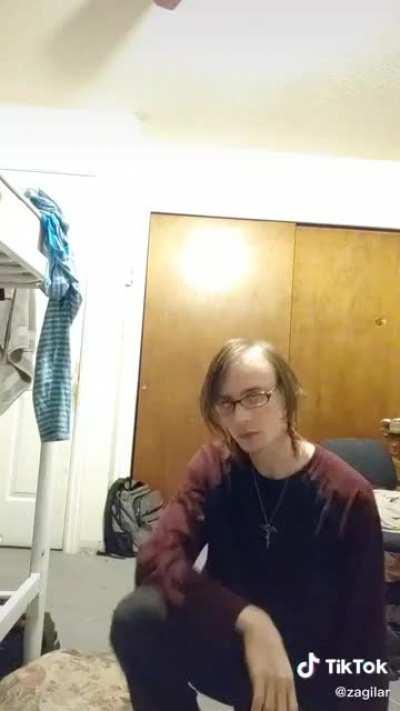 Me age 9 discovering Windows Movie Maker: