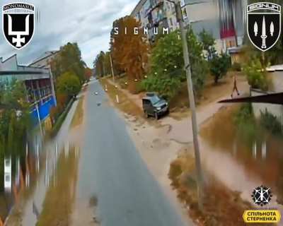 Ukrainian fiber-optic FPV drones of the SIGNUM Battalion struck Russian logistics and soldiers in the rear of the Lyman front. Published 28.10.2025