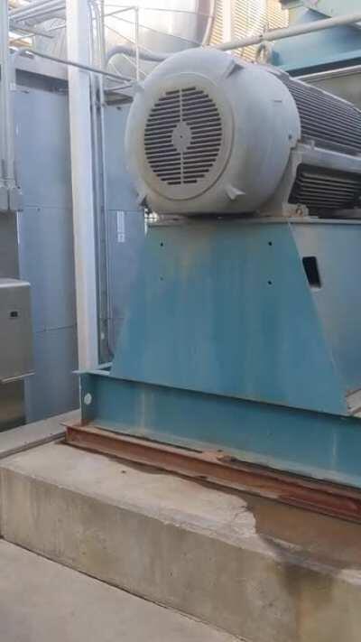 Startup of a 4160V 500HP motor on a soft starter😻