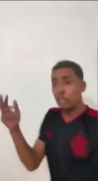 chris ta diferente kkkk