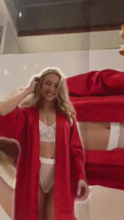 All I want is her 😘😜😈