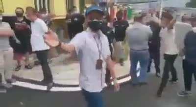 Video of the small riot near temple in Kuala Lumpur