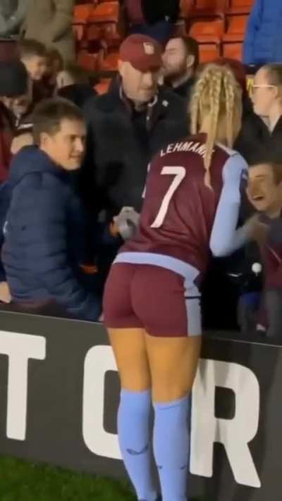 Alisha Lehmann - Swiss Footballer 