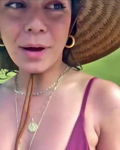 That bounce, those nips..