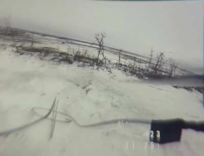 Ukrainian FPV drones are striking Russian invaders with precision! These drones save soldiers' lives and neutralize Russia’s numerical advantage. More drones, more weapons—Ukraine’s defenders need support to keep winning!