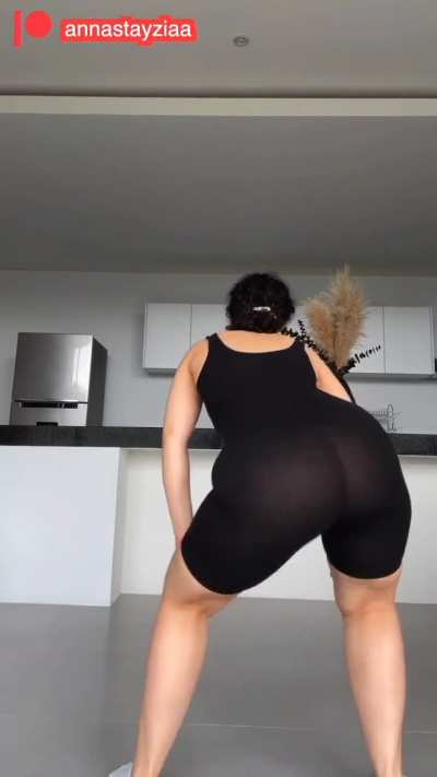 🍑🖤