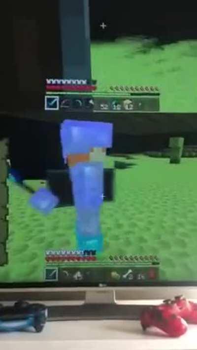 Split screen ps4 is weird