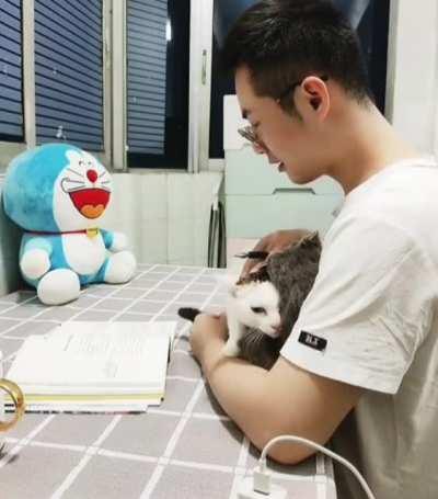 I Could Use A Bit Of Hug Too