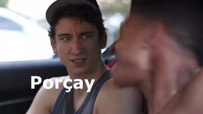 Bazı olayların üstesinden mizahla gelebiliyorum, Porçay'ın da yaptığı gibi.