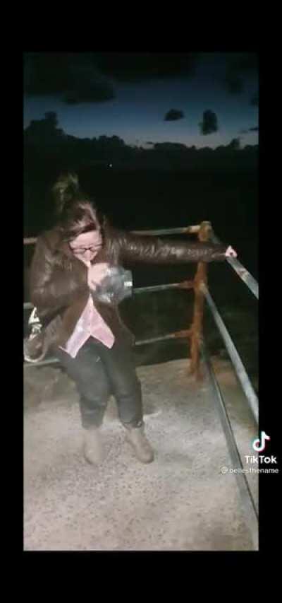 To throw dad’s ashes into the ocean