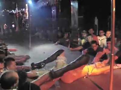 Fernandinha Fernandez lets the audience masturbate her