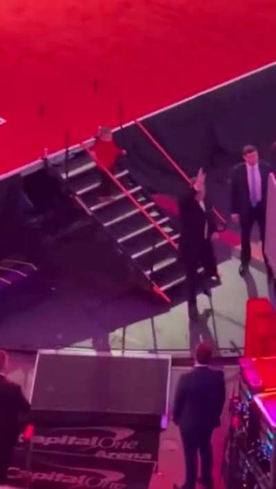 Deceptive video was edited to make it look like Elon Musk abandon his child.