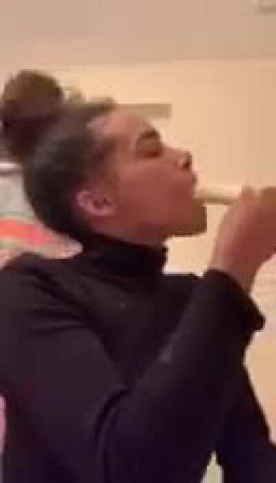 Ill cashapp $10 to someone with a better quality version of this