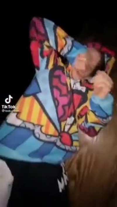 Kiryu falls into the abyss (This isn’t mine, pls delete if repost)