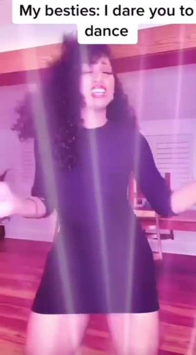 Want more of her ? Ch@rm