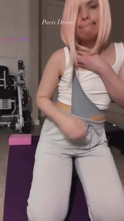 I couldn’t handle this wedgie 😫