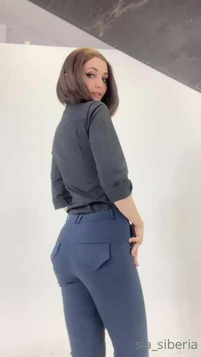 Sia Siberia SAM cosplay