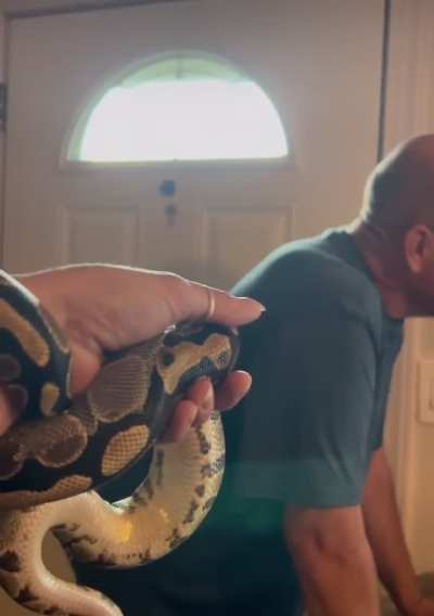 West Virginia man appears to “speak in tongues” during service at snake-handling church