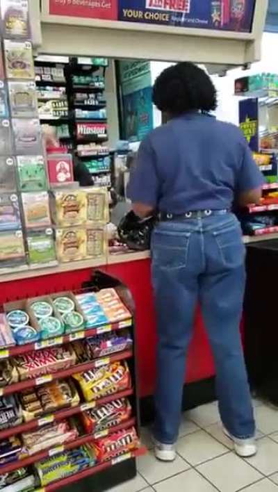 Karen throws coffee in employees face.