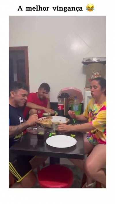 Que FDP! 🤣 Eu também tenho isso!