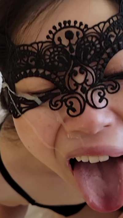 A happy little cumslut