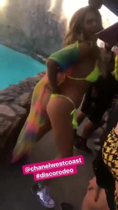 Twerking in a very little bikini!!!!