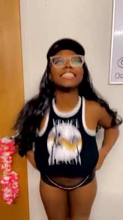 Come join my fansly! Get a membership for only 3 dollars and a free dick rate whenever you sub!