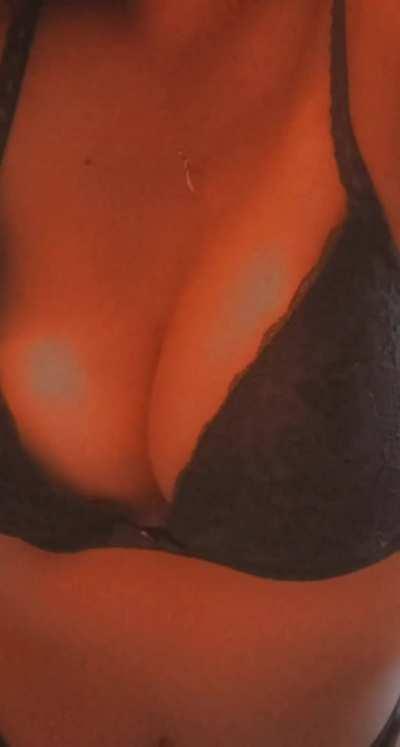 Making me feel like you are wanting me badly is the most sexiest feeling i ever Felt🥰💞