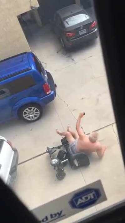 Man blocks neighbors car with scooter, pays the ultimate price