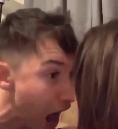 🤜🤛👉👈👇👆✋🖐👍👎🤞✌️🤟