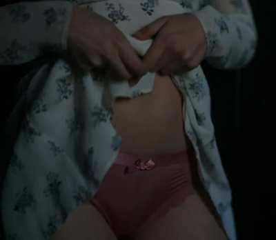 Kiernan Shipka, underwear