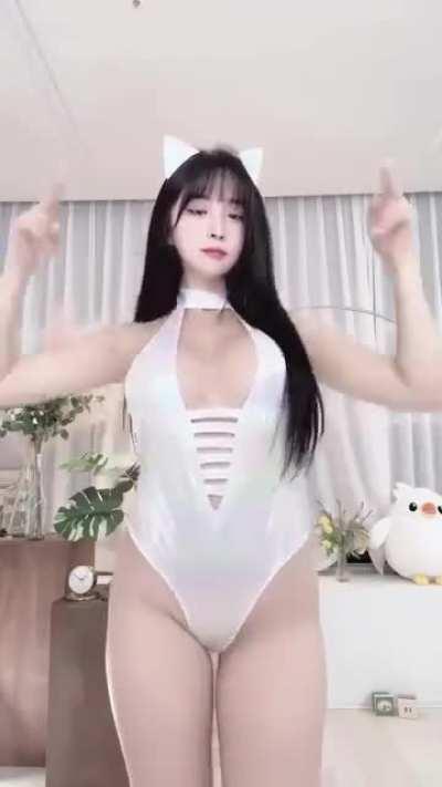 𝙂𝙂𝙤𝙩𝘽𝘽𝙖𝙣𝙜 𝙏𝙑 