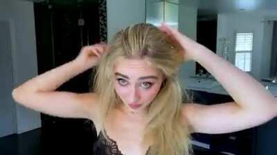 Sabrina Carpenter