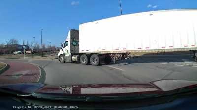 Truck don’t care about roundabout