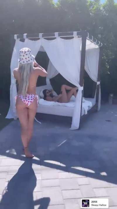 Liv Morgan and her nice ass