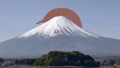 Kanna is H U N G R Y