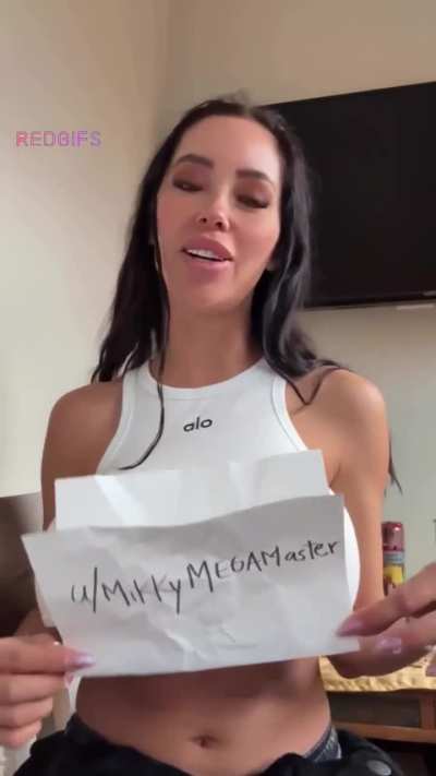 💋 Get your hands on exclusive and sizzling content on my Free OF – you won’t want to miss it! 🍒💖