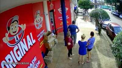 Continuação... Tutorial de como conquistar a cremosa..... e fugir da policia no parkour \0/