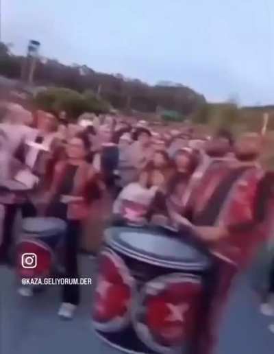 [LFO] Firebreathing stunt goes wrong