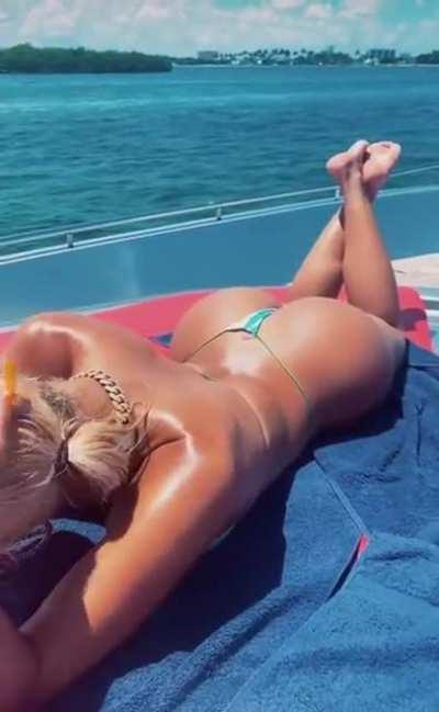 Saweetie my goodness 😩😍