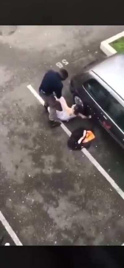 Wcgw trying to break into a car