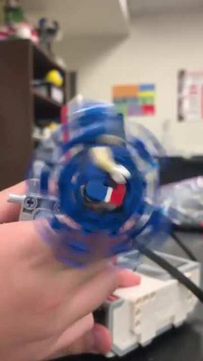 I made a thingy in robotics yesterday