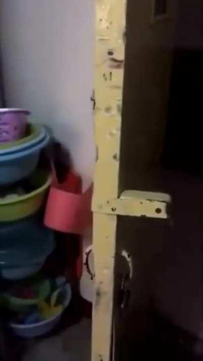 Creaky door