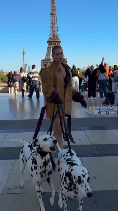 'Paris' - IG September 2025