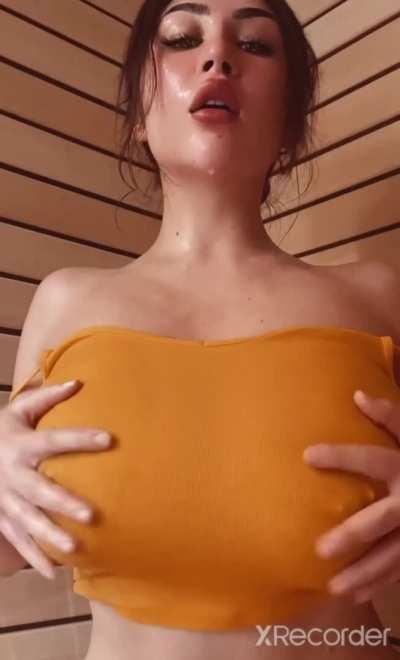 Check Comment For Her 5GB Updated Folder👇👇