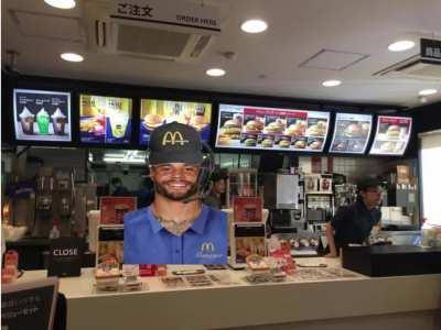 Footage of Dak working his new job after tonight's performance