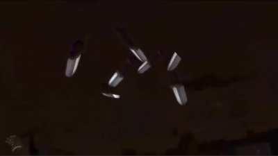 WITH THE POWER OF ZA WARUDO I REARRANGED THE KNIVES TO MAKE A DEAD MEME !