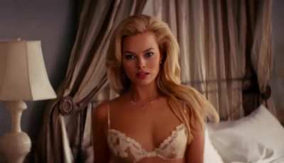 Margot Robbie (2013)